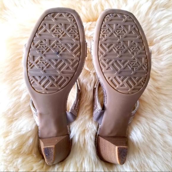 VINTAGE Jessica Dawson Gold Faux Snakeskin Sandal Heels 8 - Picture 10 of 13